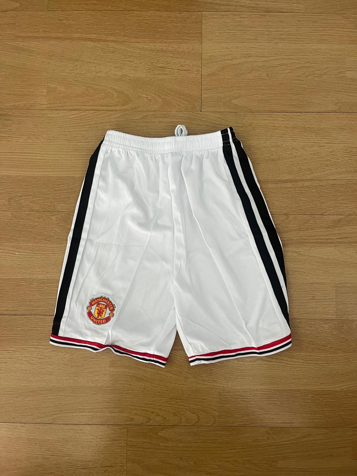 Manchester United 2026-2027 — costas